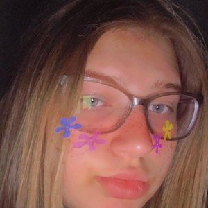 Meet your Posher, Makayla